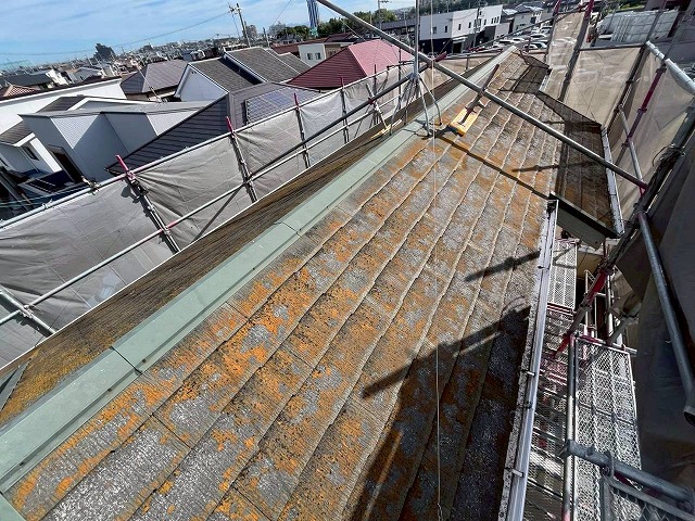 高砂市で外装工事を行いました！屋根・外壁・各部位の現況をチェック、サビや苔がありました